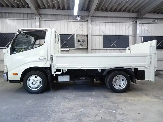日野 デュトロ 小型 平ボディ パワーゲート TKG-XZU605Mの中古トラック画像4