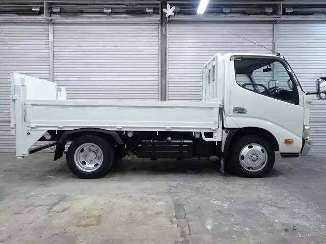日野 デュトロ 小型 平ボディ パワーゲート TKG-XZU605Mの中古トラック画像3