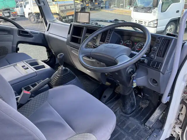 いすゞ フォワード 中型/増トン クレーン付 4段 ラジコンの中古トラック画像10