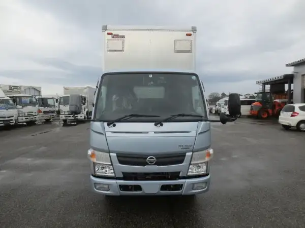 日産 アトラス 小型 アルミバン パワーゲート TRG-FEA5Wの中古トラック画像3
