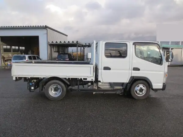 日産 アトラス 小型 平ボディ Wキャブ TRG-FGA2Wの中古トラック画像4