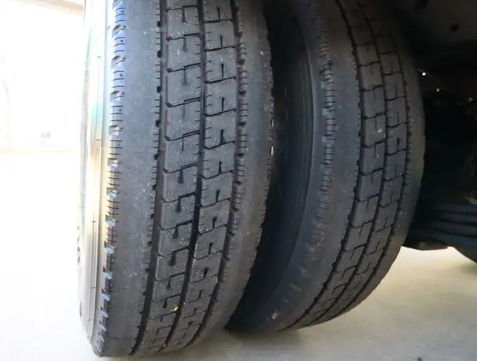 いすゞ エルフ 小型 ダンプ 土砂禁 ステンレス張りの中古トラック画像20