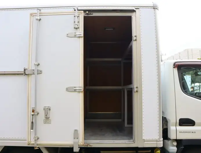 日産 アトラス 小型 アルミバン パワーゲート 床鉄板の中古トラック画像4