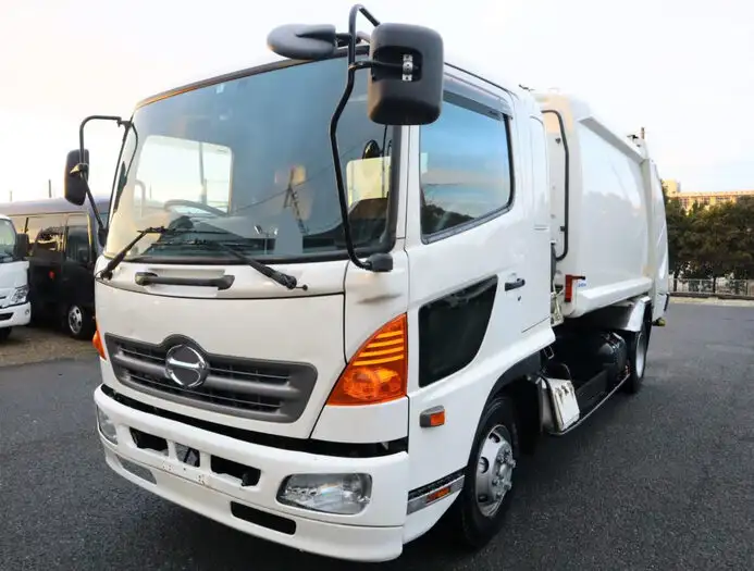 日野 レンジャー 中型/増トン パッカー車 プレス式 BDG-FD7JGWAの中古トラック画像1