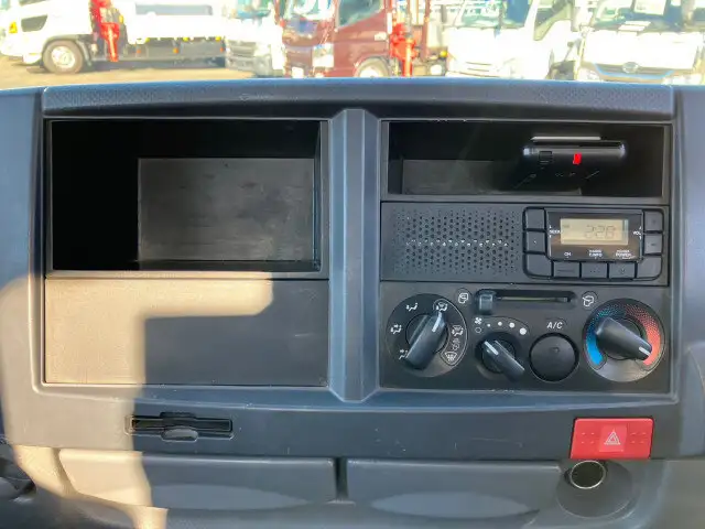 いすゞ エルフ 小型 クレーン付 4段 ラジコンの中古トラック画像12
