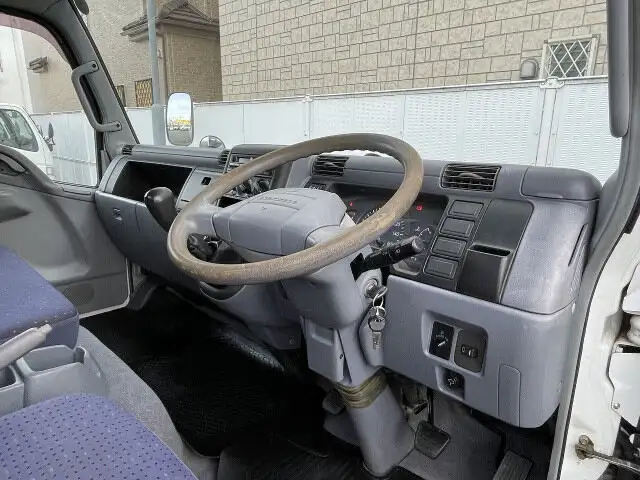 三菱 キャンター 小型 平ボディ PA-FE82DC H17の中古トラック画像12