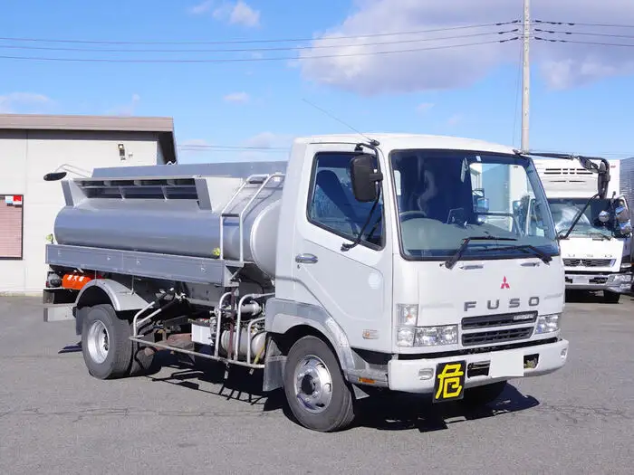 三菱 ファイター 中型/増トン タンク車 ローリー KK-FK71GEの中古トラック画像2