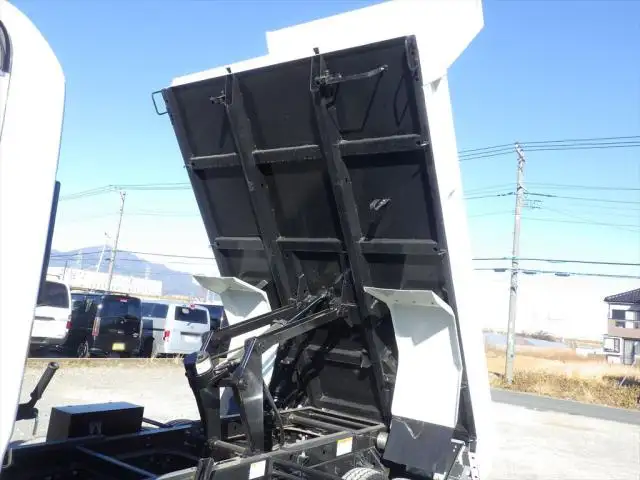 いすゞ フォワード 中型/増トン ダンプ Lゲート 2RG-FRR90S1の中古トラック画像11