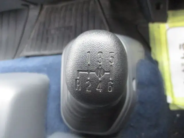 いすゞ フォワード 中型/増トン ウイング ベッド 2RG-FTR90V2の中古トラック画像15