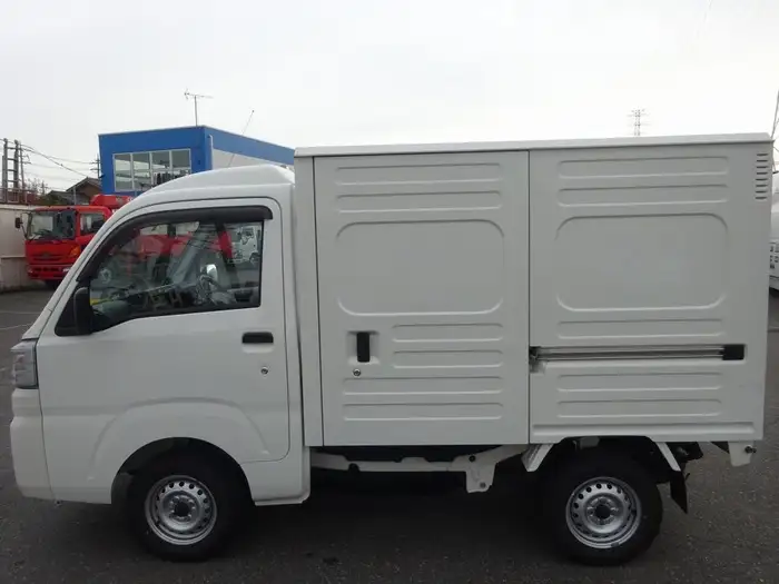 ダイハツ ハイゼット アルミバン EBD-S500P H30の中古トラック画像6