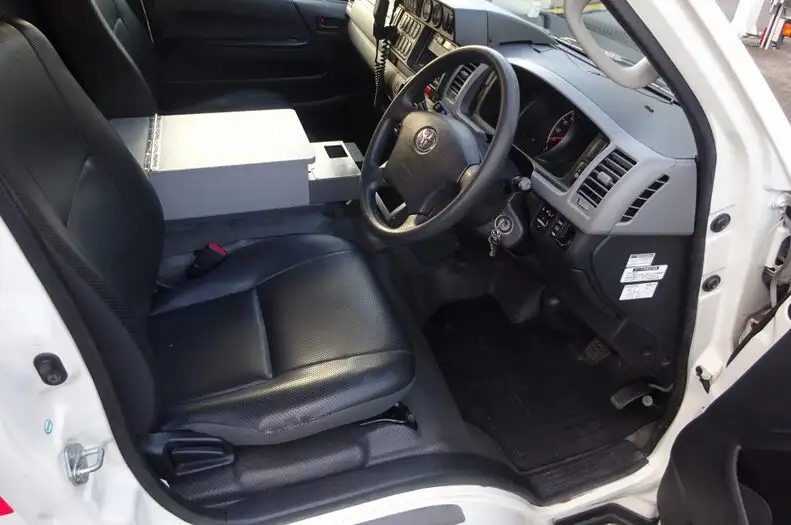 トヨタ ハイエース 小型 特殊車両 CBF-TRH221S H25の中古トラック画像14