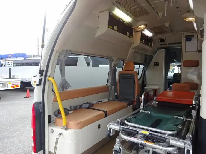 トヨタ ハイエース 小型 特殊車両 CBF-TRH221S H25の中古トラック画像11