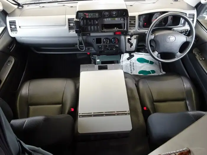 トヨタ ハイエース 小型 特殊車両 CBF-TRH221S H25の中古トラック画像像17