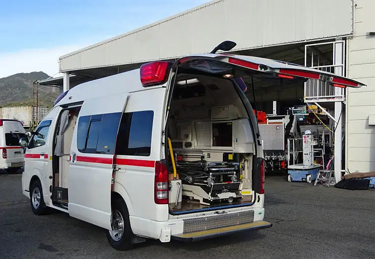 トヨタ ハイエース 小型 特殊車両 CBF-TRH221S H25の中古トラック画像6