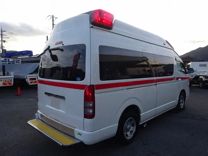 トヨタ ハイエース 小型 特殊車両 CBF-TRH221S H26の中古トラック画像3