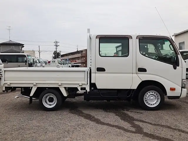 トヨタ トヨエース 小型 平ボディ Wキャブ QDY-KDY231の中古トラック画像5