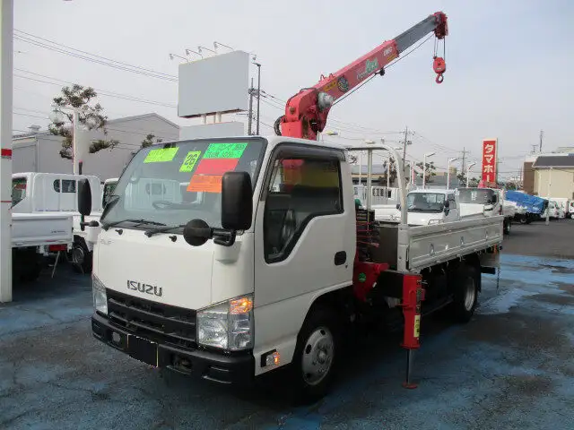 いすゞ エルフ 小型 クレーン付 3段 ラジコンの中古トラック画像1
