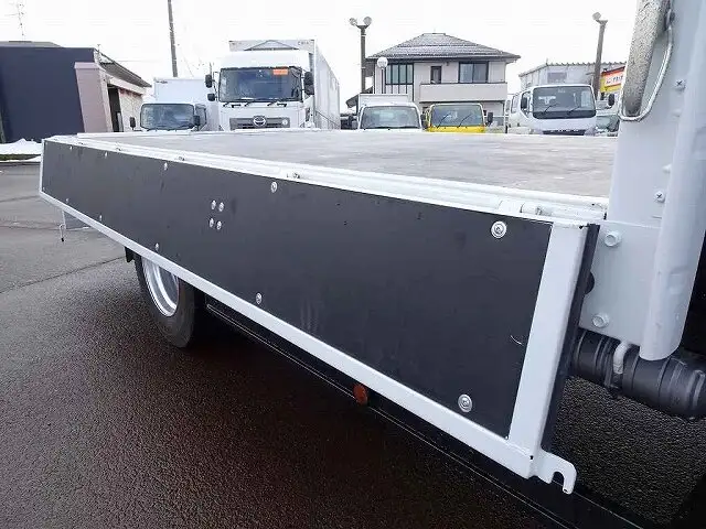 いすゞ エルフ 小型 車両重機運搬 5段クレーン ラジコンの中古トラック画像4