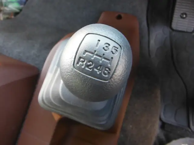 日野 レンジャー 中型/増トン ウイング ベッド 2PG-FD2ABAの中古トラック画像9