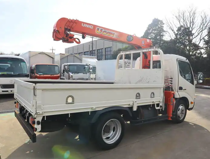 日野 デュトロ 小型 クレーン付 床鉄板 4段の中古トラック画像3