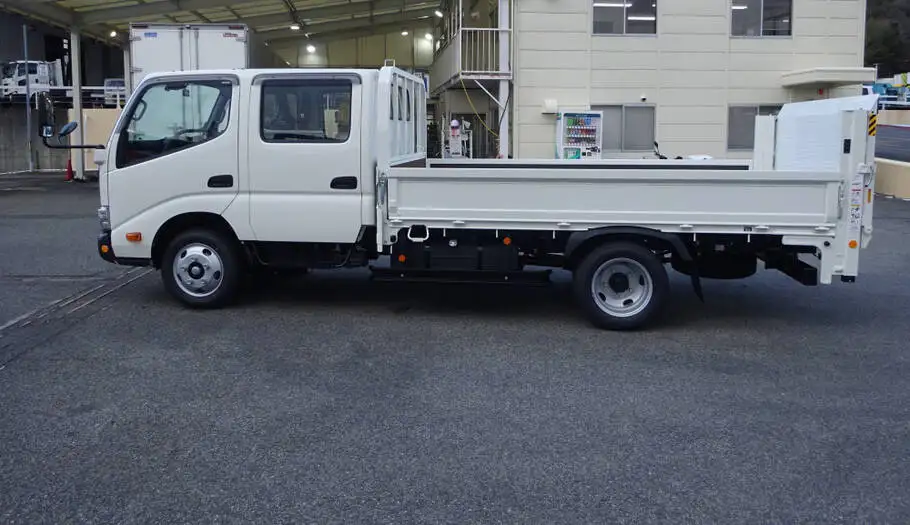 トヨタ ダイナ 小型 平ボディ 標準ロング 2RG-XZU655 の中古