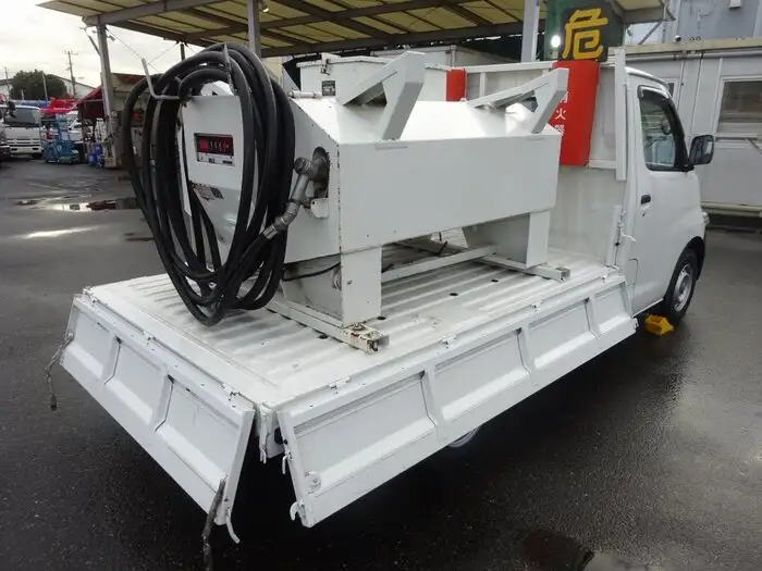 トヨタ タウンエース 小型 タンク車 ローリー DBF-S412Uの中古トラック画像4