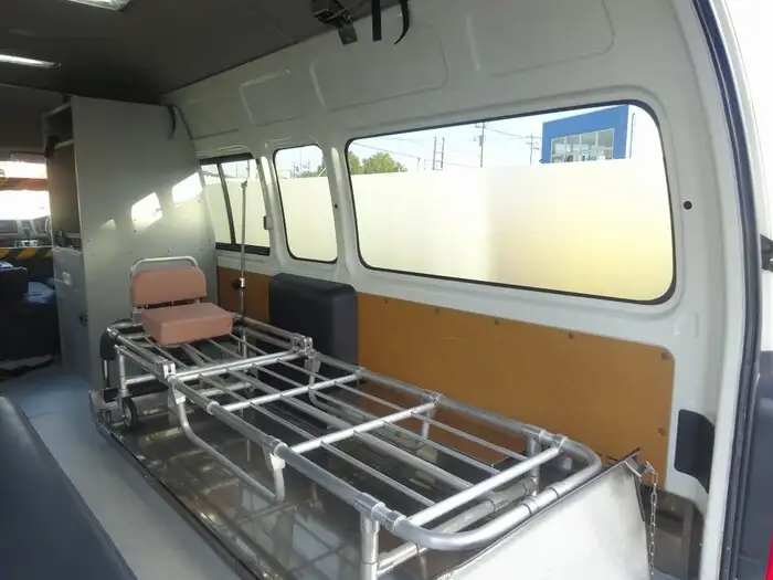 トヨタ レジアスエース 小型 特殊車両 CBF-TRH226K H24の中古トラック画像11