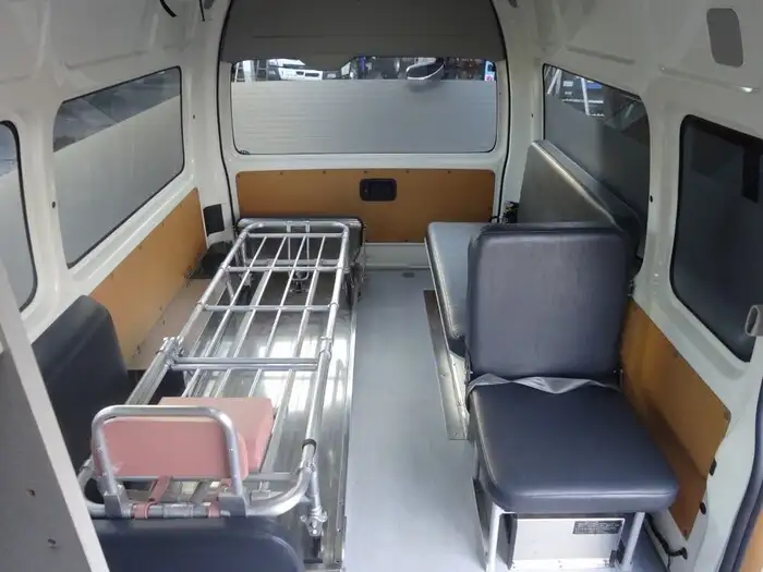 トヨタ レジアスエース 小型 特殊車両 CBF-TRH226K H24の中古トラック画像12