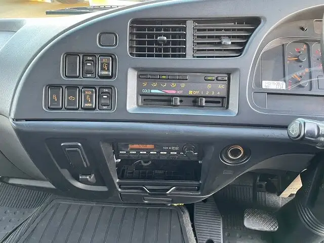 専用いすゞ フォワード 新車取り外しオーディオ - メルカリ