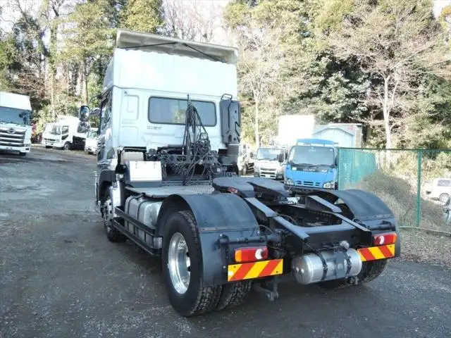日産UD クオン 大型 トラクター ハイルーフ 1デフの中古トラック画像4