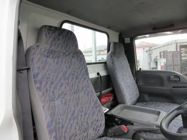 いすゞ エルフ 小型 平ボディ KR-NKR81EA H15の中古トラック画像10