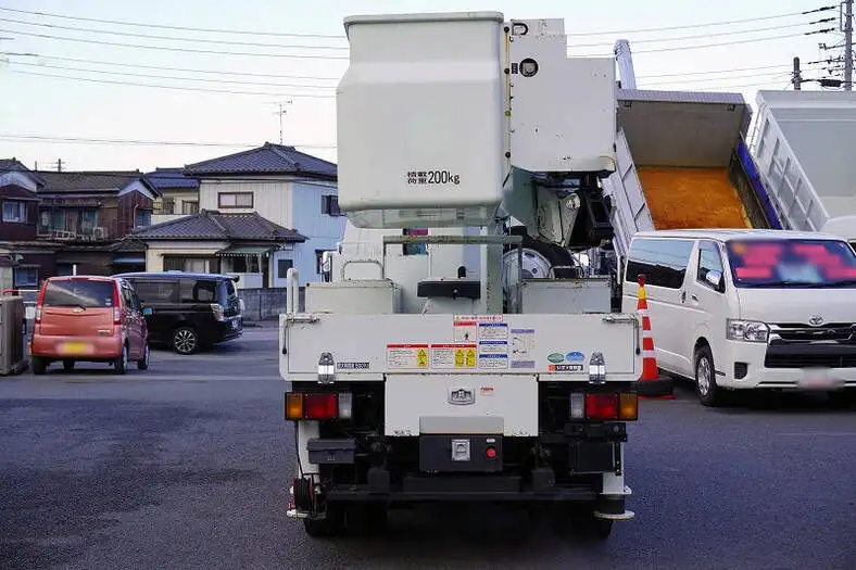 いすゞ エルフ 小型 高所・建柱車 高所作業車 電工仕様の中古トラック画像3