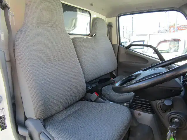 トヨタ トヨエース 小型 平ボディ TKG-XZC605 H30の中古トラック画像8