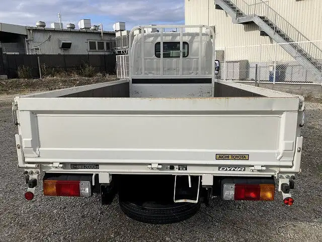 トヨタ ダイナ 小型 平ボディ 2RG-XZC645 R2の中古トラック画像3