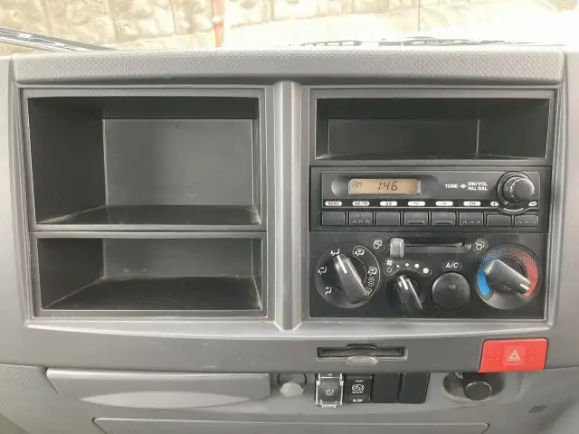 いすゞ エルフ 小型 平ボディ TKG-NLR85AR H24の中古トラック画像10