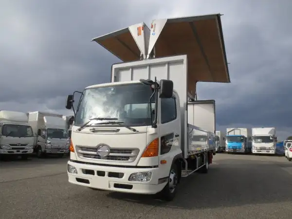 日野 レンジャー 中型/増トン ウイング TKG-FC9JKAA H29の中古トラック画像1