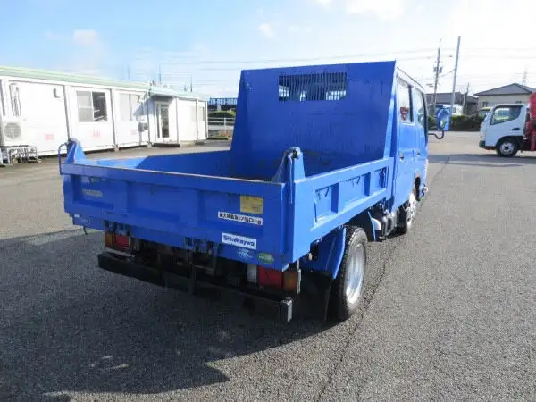 マツダ タイタン 小型 ダンプ Wキャブ SKG-LJR85ADの中古トラック画像4