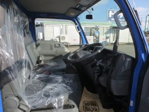 マツダ タイタン 小型 ダンプ Wキャブ SKG-LJR85ADの中古トラック画像14