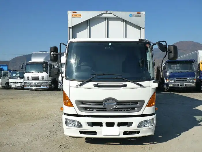 日野 レンジャー 中型/増トン ウイング ベッド TKG-FD9JLAAの中古トラック画像2