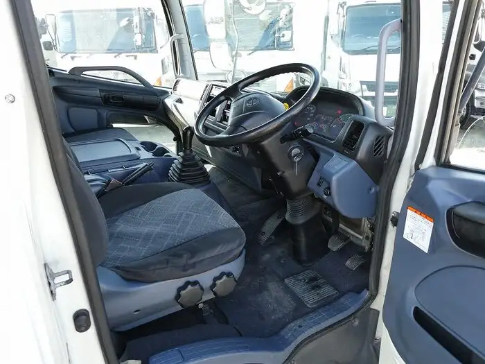 日野 レンジャー 中型/増トン 平ボディ 床鉄板 BDG-FJ7JHWAの中古トラック画像11