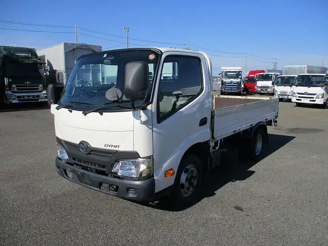 トヨタ ダイナ 小型 平ボディ TKG-XZC600 H29の中古トラック画像1