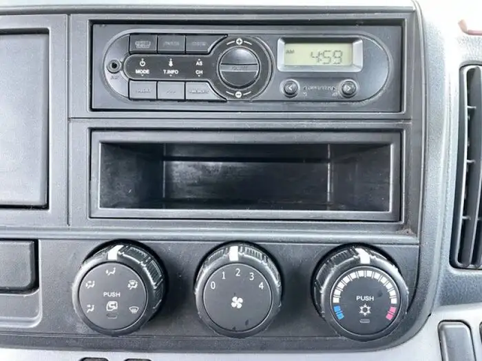 三菱 キャンター 小型 平ボディ TKG-FEA50 H27の中古トラック画像15