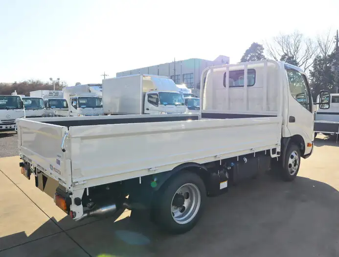 トヨタ ダイナ 小型 平ボディ 2DG-GDY231 R4の中古トラック画像3