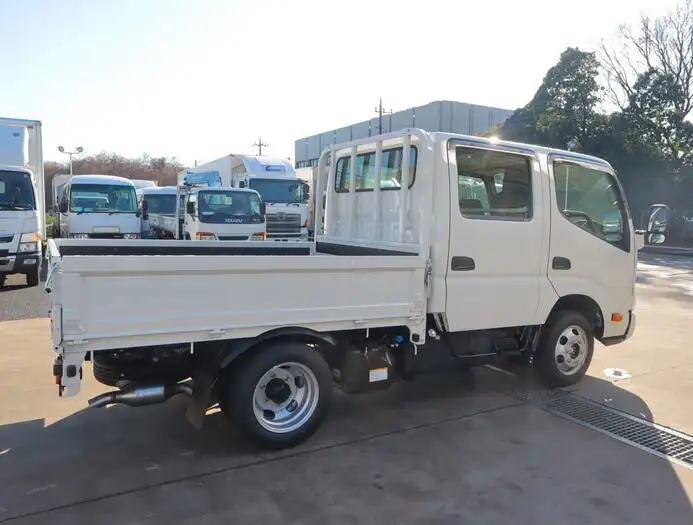 トヨタ ダイナ 小型 平ボディ Wキャブ 2PG-GDY231の中古トラック画像3