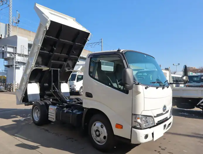 日野 デュトロ 小型 ダンプ 強化 2RG-XZU600Tの中古トラック画像2