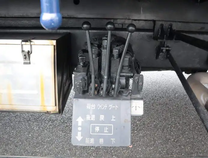 日産UD コンドル 中型/増トン 車両重機運搬 ラジコン ウインチの中古トラック画像16