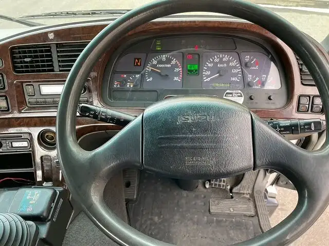 いすゞ ギガ 大型 トラクター ハイルーフ 1デフの中古トラック画像8