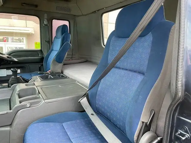 いすゞ ギガ 大型 トラクター ハイルーフ 1デフの中古トラック画像14
