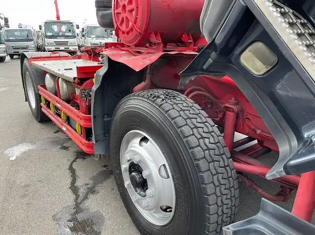 いすゞ ギガ 大型 トラクター ハイルーフ 1デフの中古トラック画像20