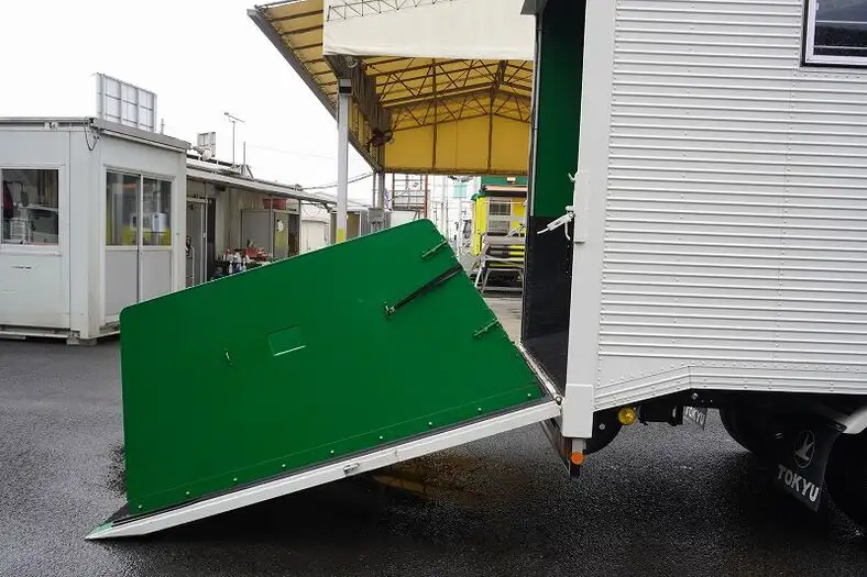 日野 デュトロ 小型 特殊車両 BDG-XZU414M H22の中古トラック画像5